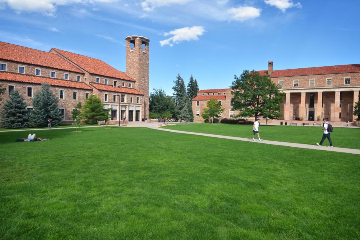 Norlin Library walk