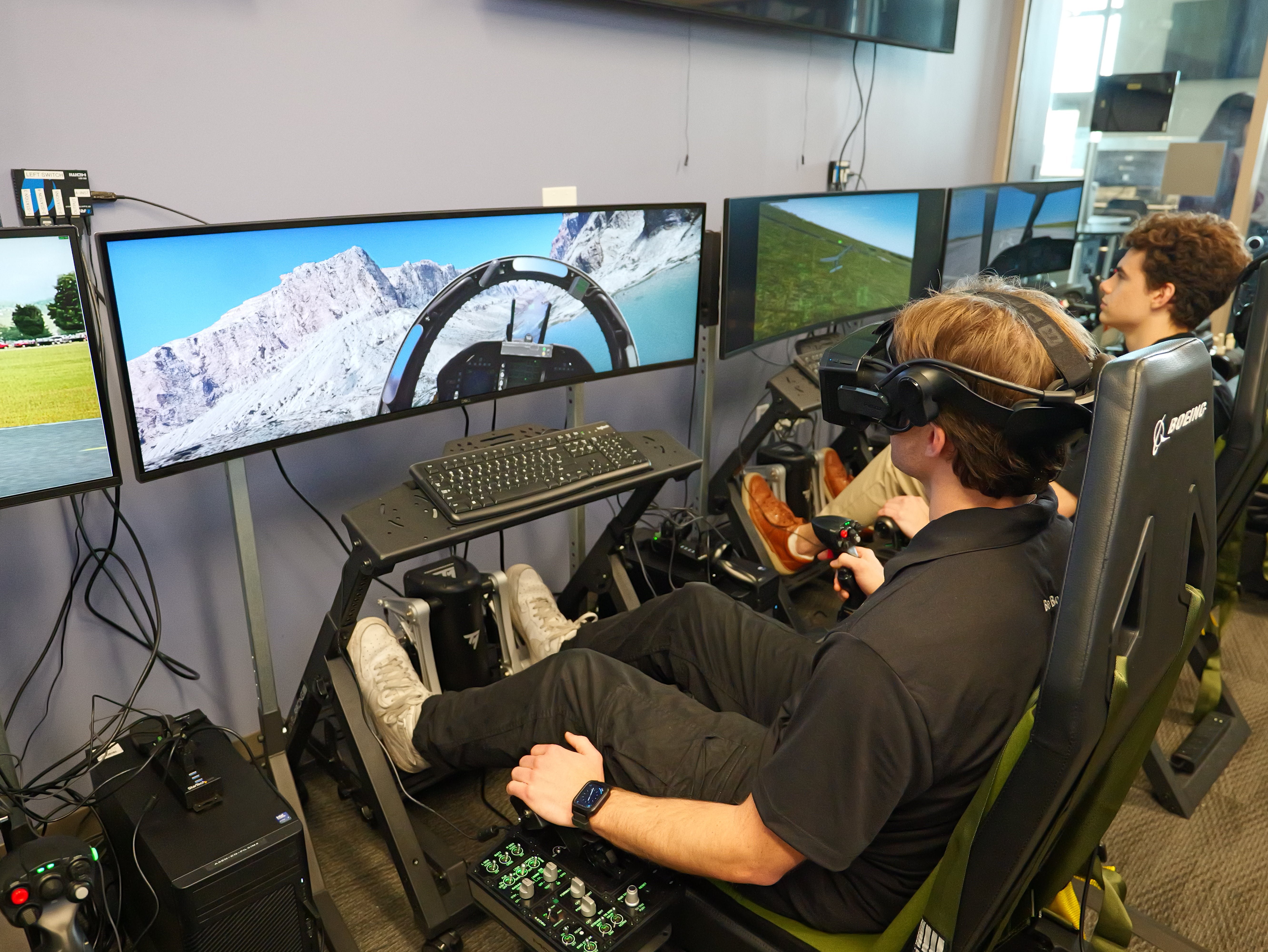 New flight simulator lab for engineering education | Ann and H.J. Smead ...