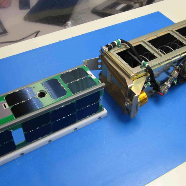 CubeSat Radio