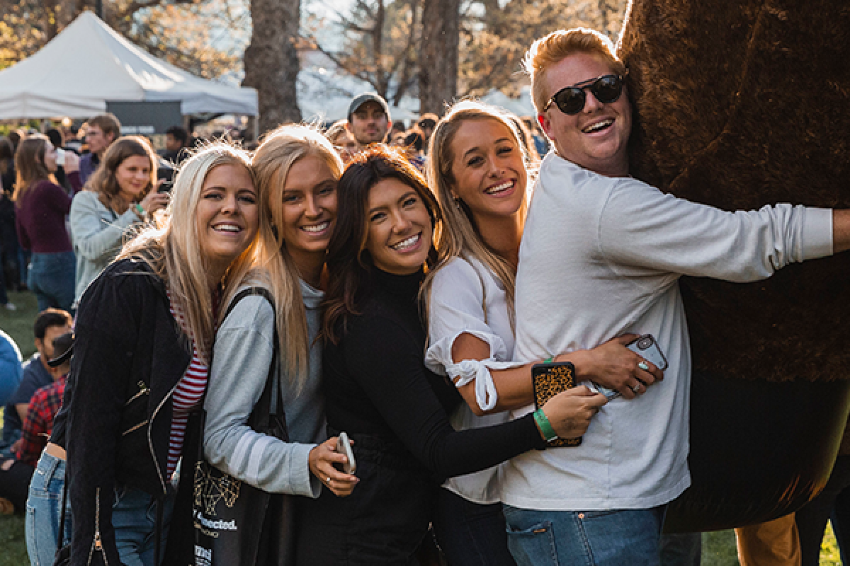 Members of the current graduating CU Boulder class at grad bash