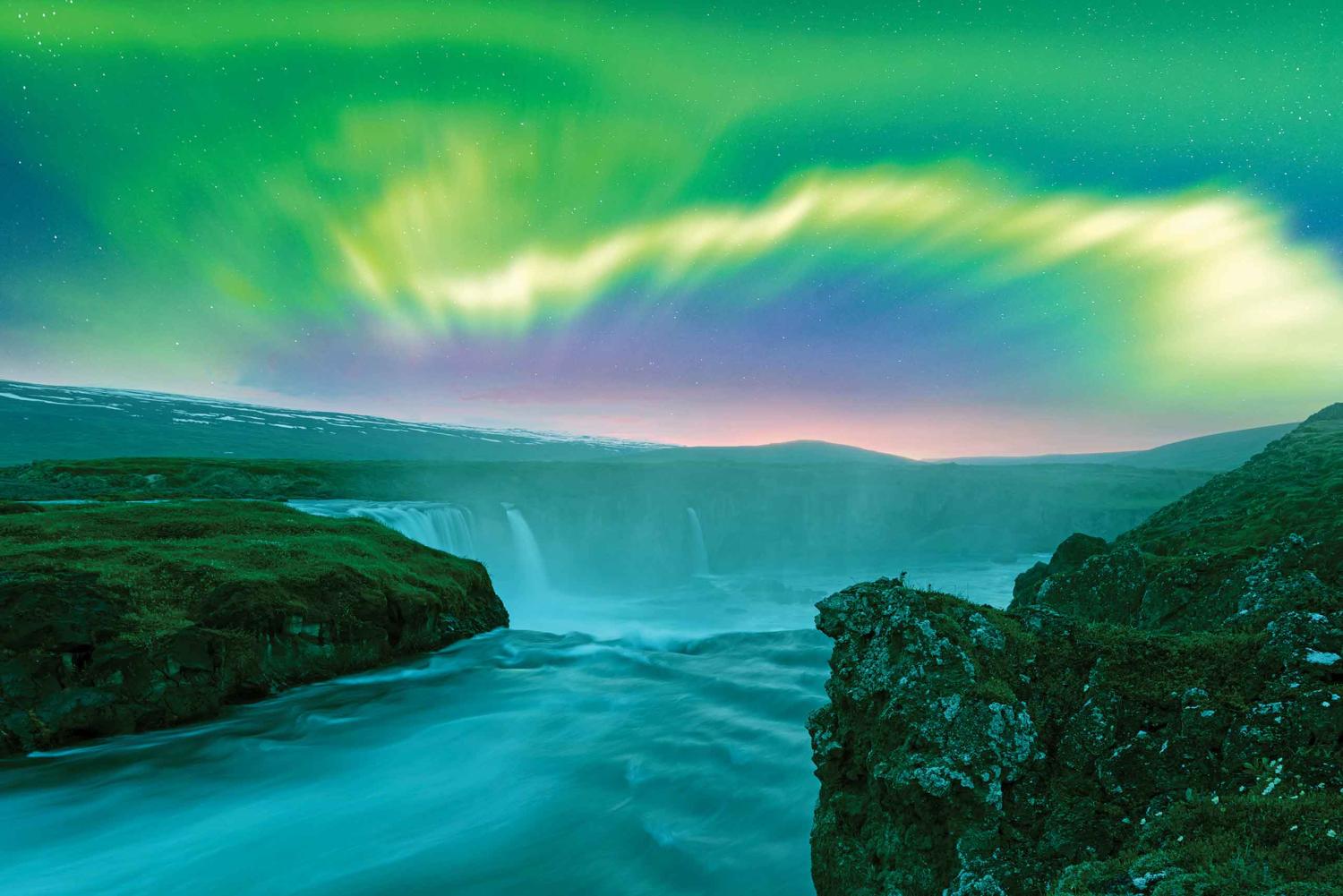 Iceland Northern Lights