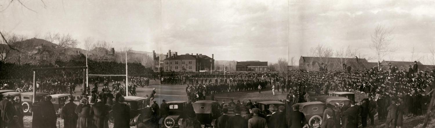 1920 homecoming panorama