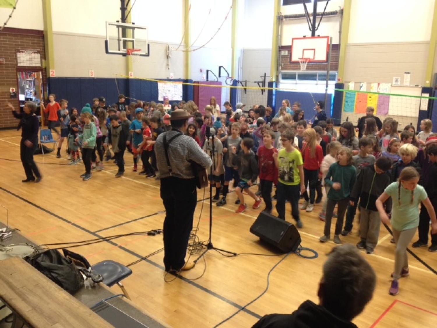 Roots: Dom Flemons at Bear Creek Elementary