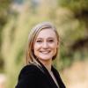 Lauren Barrett Headshot