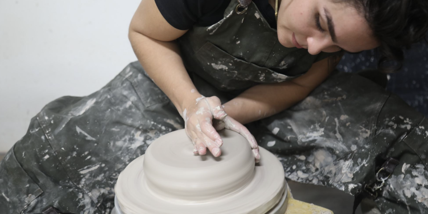 ceramics student image