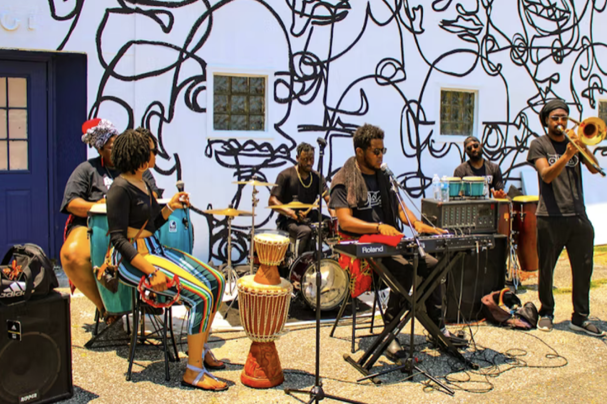jazz band street performance