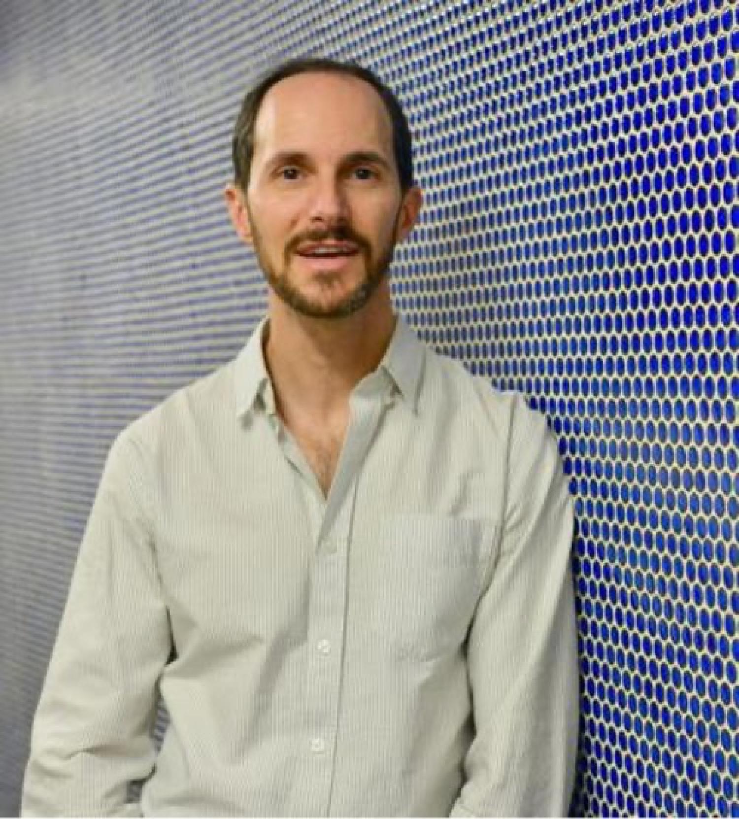 Photo of Dr. Robert Buchwald