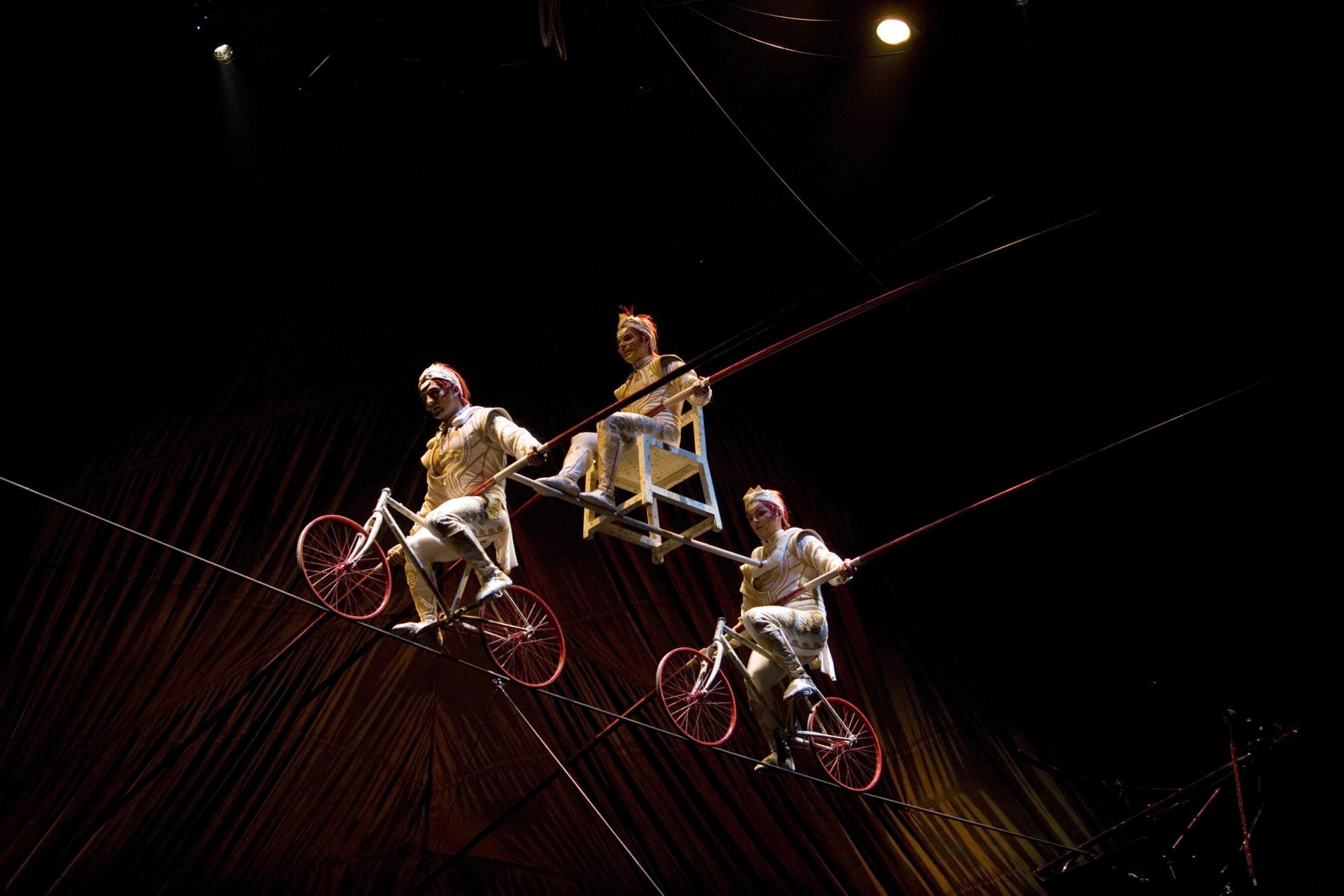A day at the circus (with a remote-controlled glove) | Colorado Arts ...