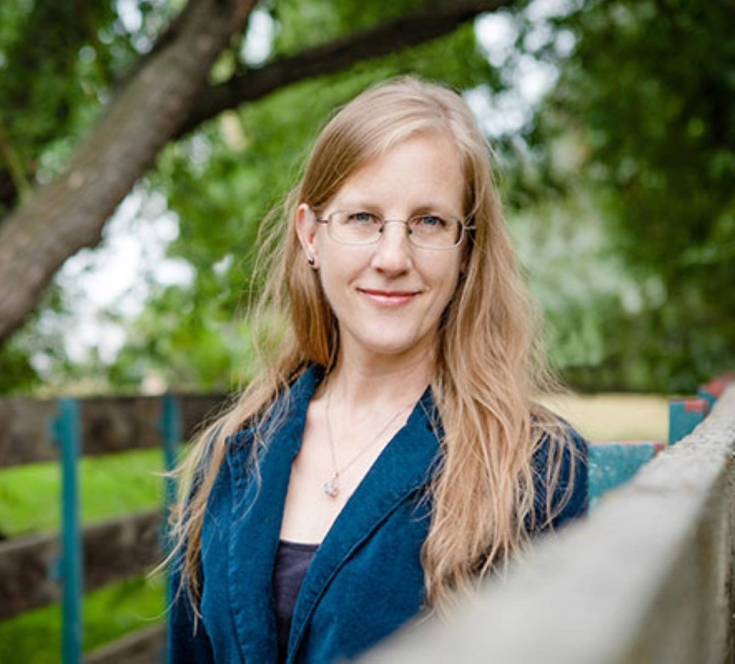 headshot of Carrie Vaughn