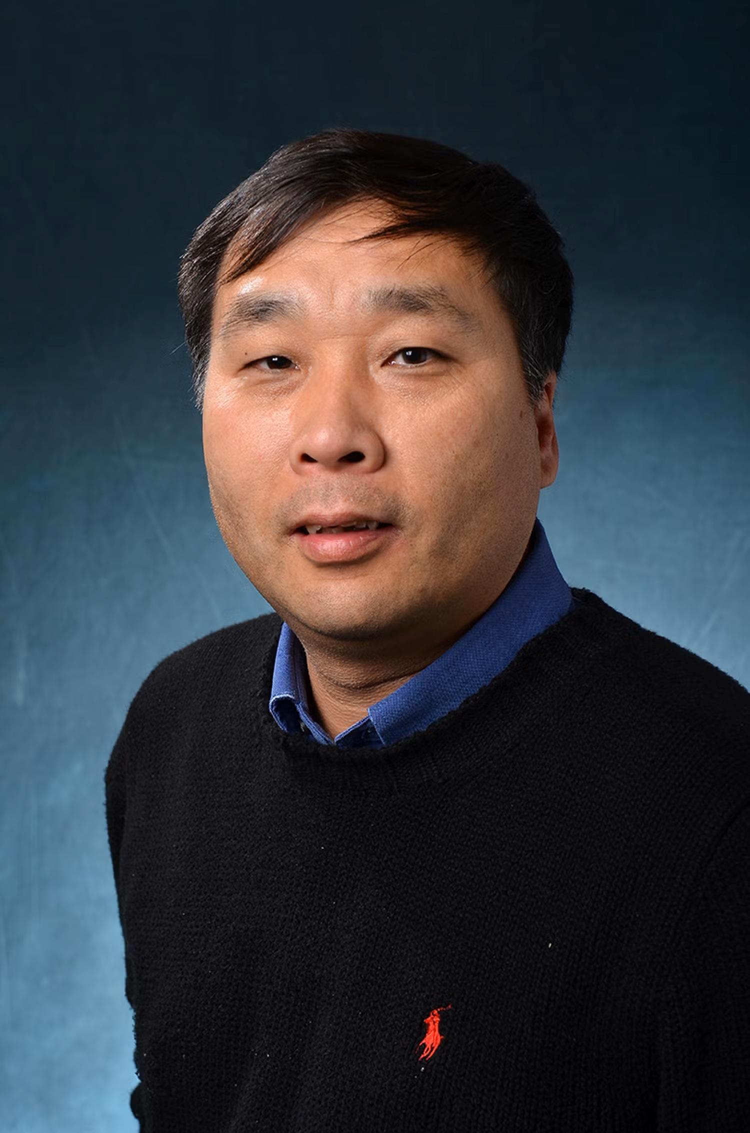 headshot of Xuedong Liu