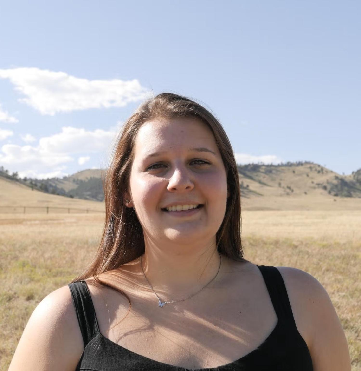 portrait of Maddie Stanger