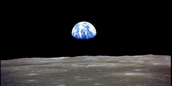Earthrise over moon captured by Apolo 11