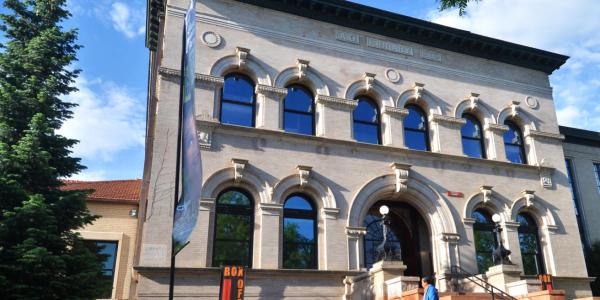 Theatre and dance building