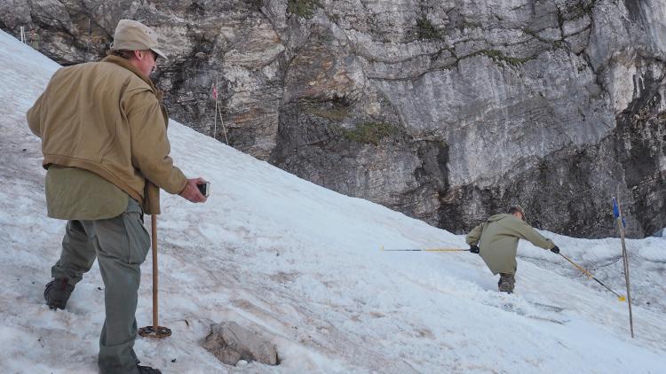 Anthony trying out skis
