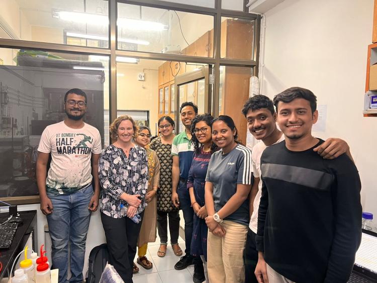 Amy Palmer with students in Kolkata, India
