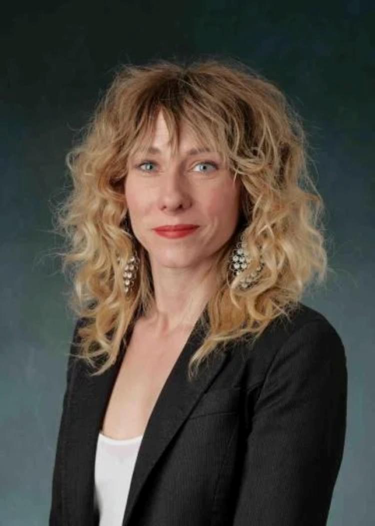 Dana Calhoun