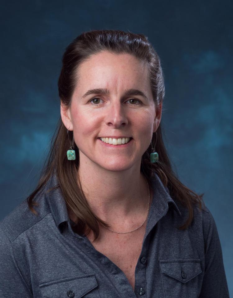 Portrait Photograph of Hannah Brenkert-Smith