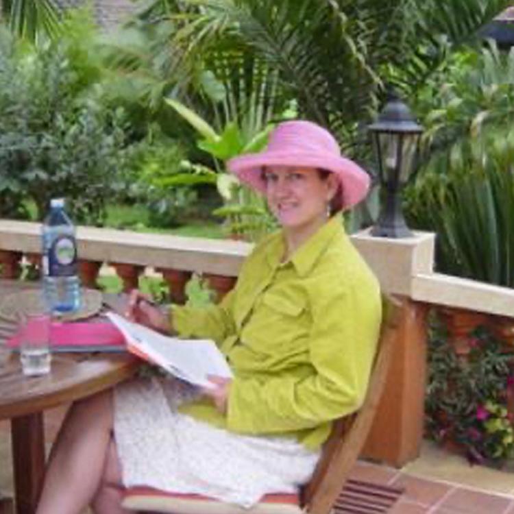 Image of Laura DeLuca