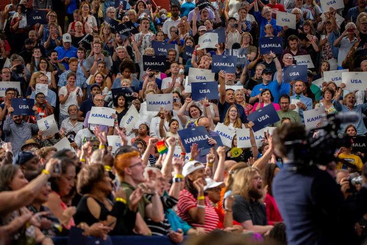 Audience at Kamala Harris rally in Wisconsin