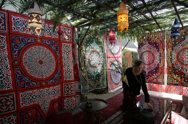 A family Sukkot in Jerusalem made with Egyptian designs