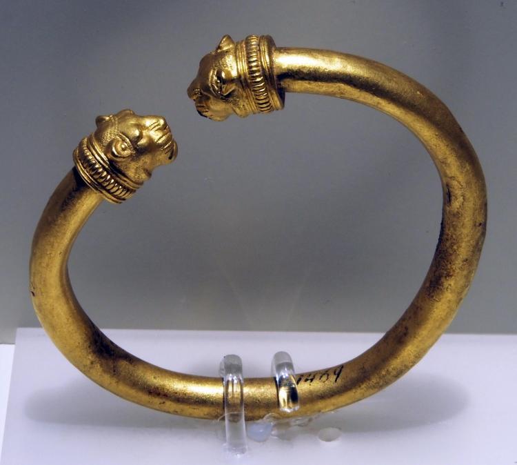 Bracelet