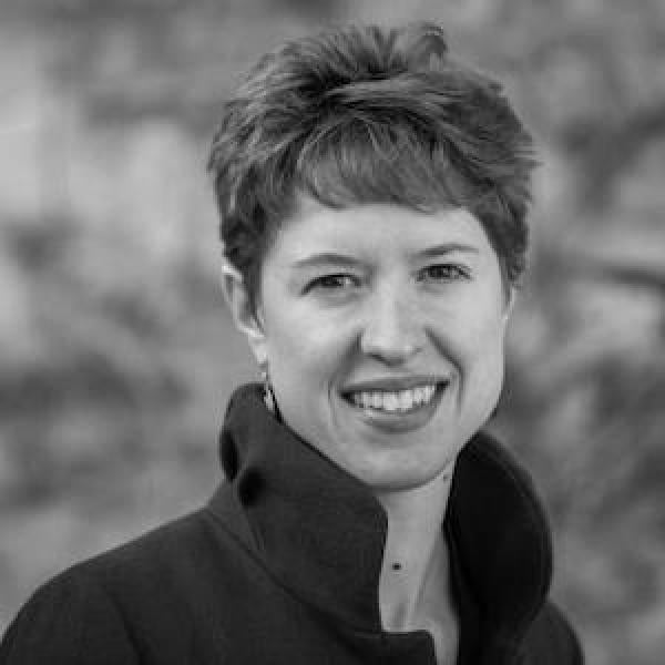 Dianne Mitchell Headshot
