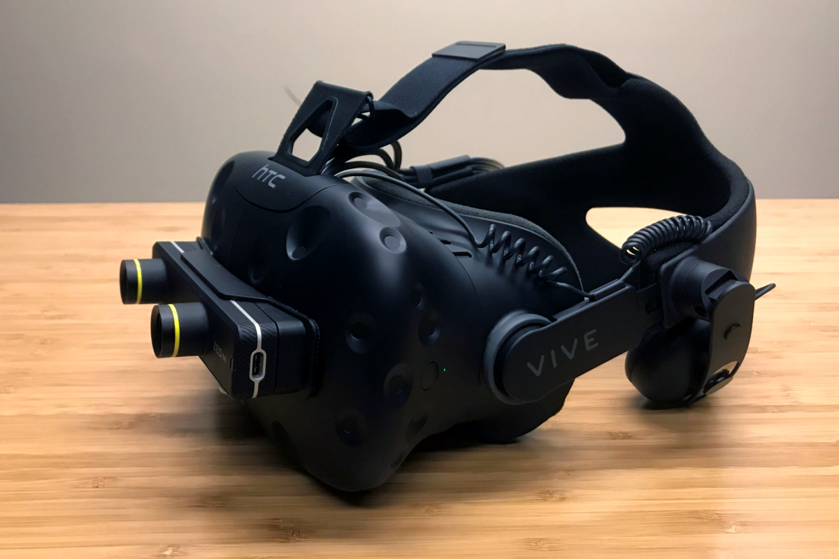 Augmented Reality headset