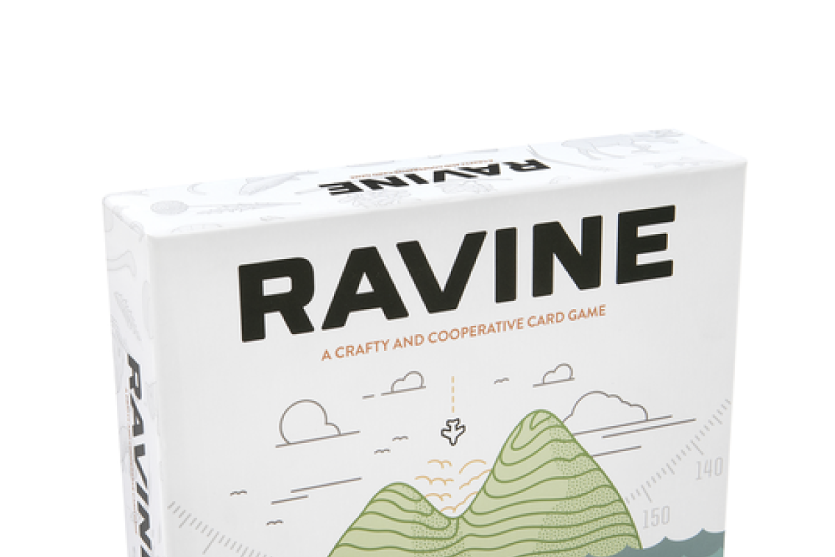 Box cover of the board game Ravine, which has a simple drawing of a plane about to fall onto some mountains surrounded by ocean.
