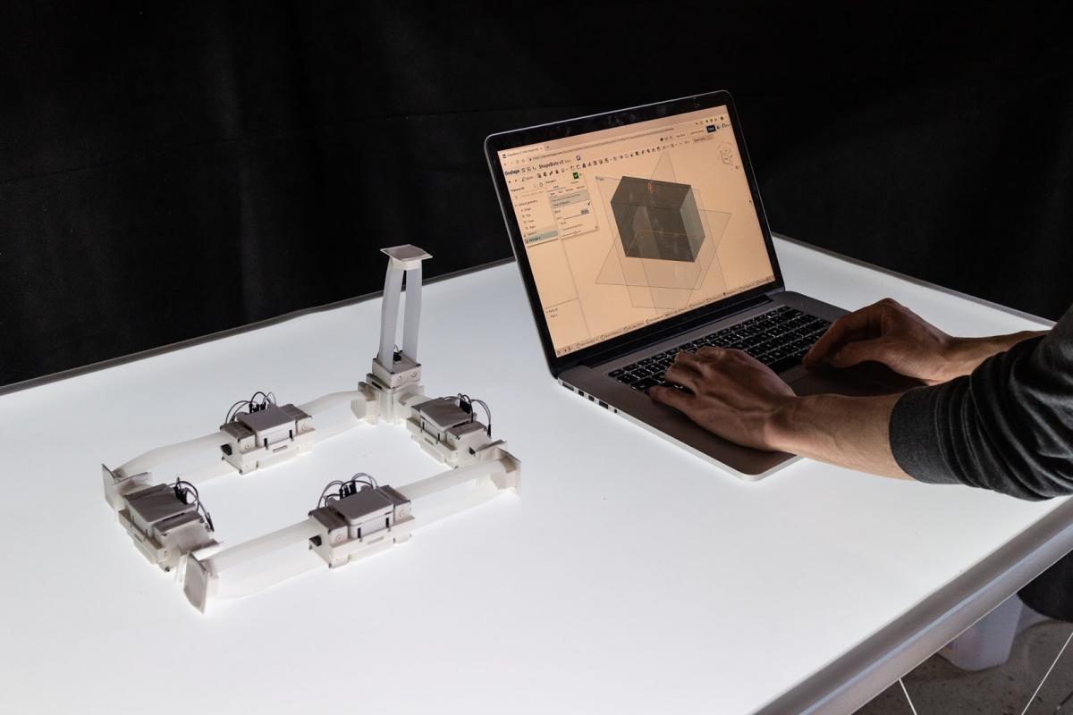 Shapebots