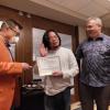 Suibi Che-Chuan Weng receives his award certificate