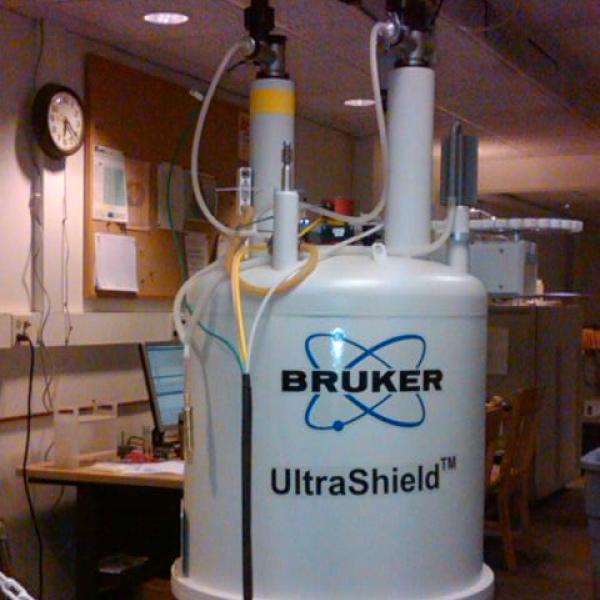High-Resolution solution phase NMR with full Automation