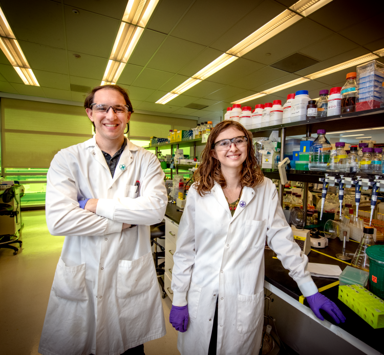 Tina in the Lab with Aralez Bio cofounder David Romney