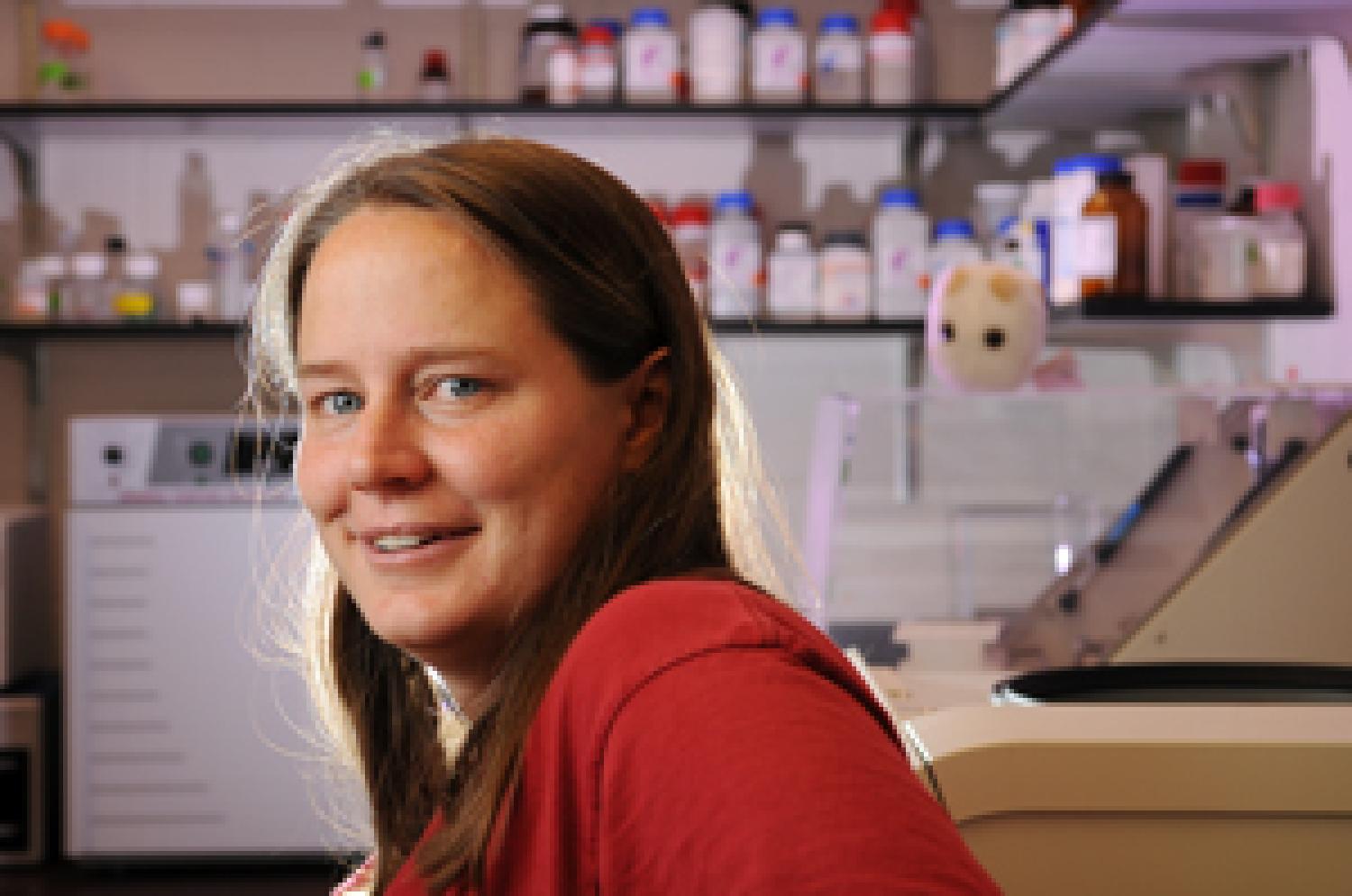Biofrontiers scientist Robin Dowell has a vision of understanding how genes affect disease susceptibility. Credit: G. Asakawa