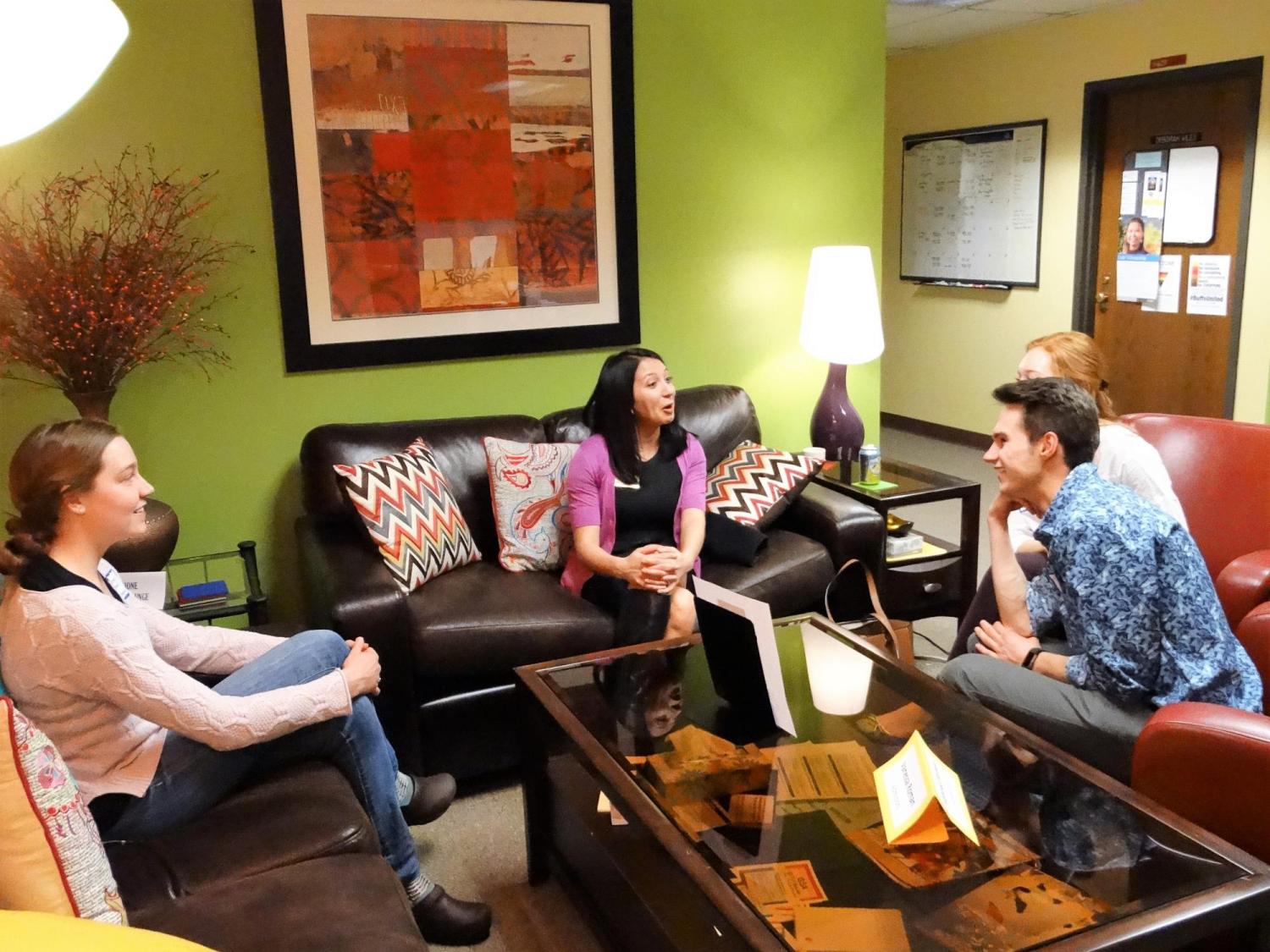 Boettcher alumna, Vanessa Roman, visiting with CU Scholars