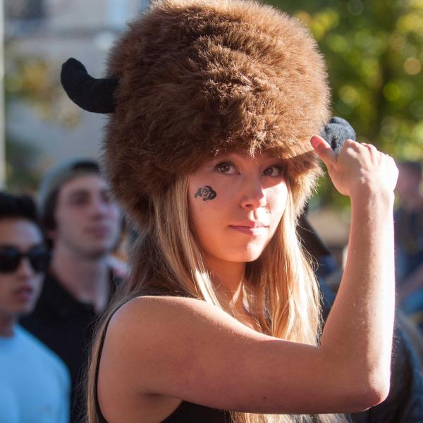 Student with buffalo hat during Homecoming