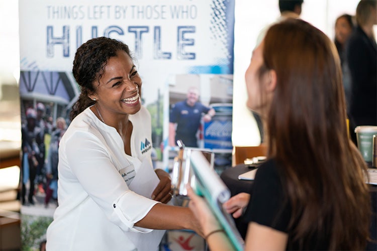 er_main_page-student-networking-at-events