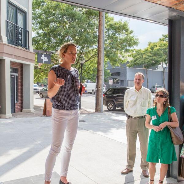 2015 Spring Young Alumni Happy Hour and Tours