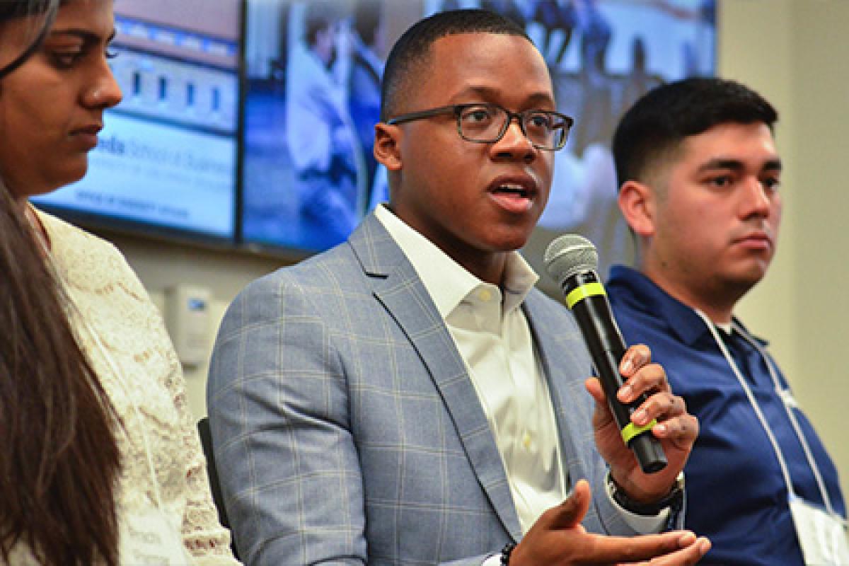 Diversity affairs programs for business students at a glance event speaker