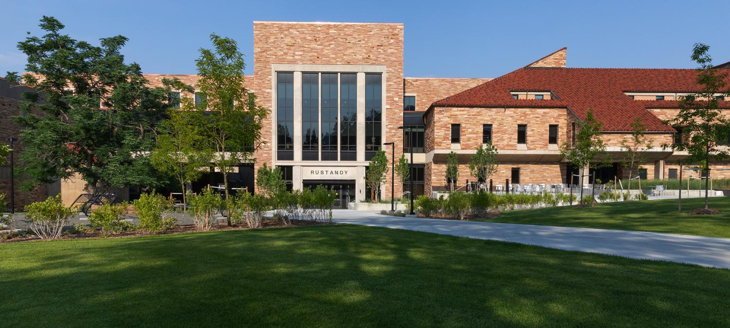 Exterior image of the Rustandy Building at Leeds School of Business