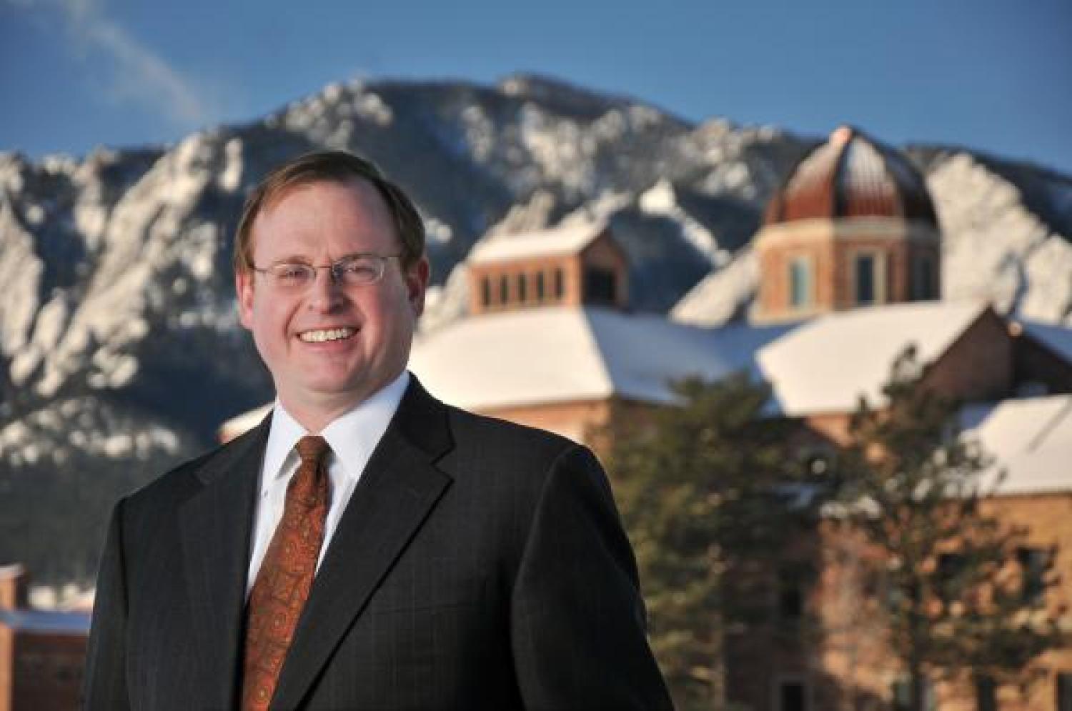 Dean David Ikenberry, Leeds School of Business