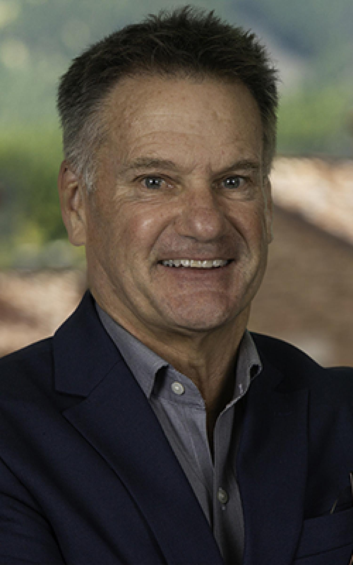 Headshot of Brian