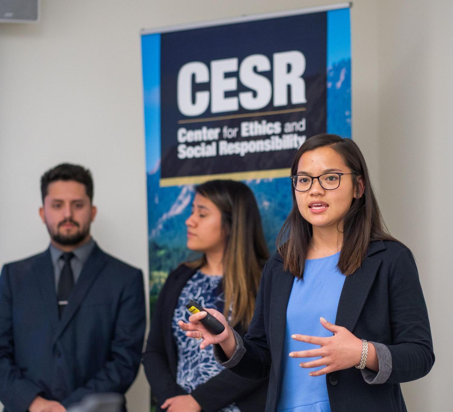 Student presenting at the 2018 Business Ethics Case Competition