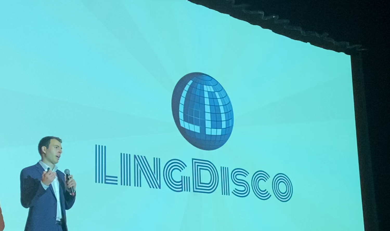 Evan Baltman pitching LingDisco on stage