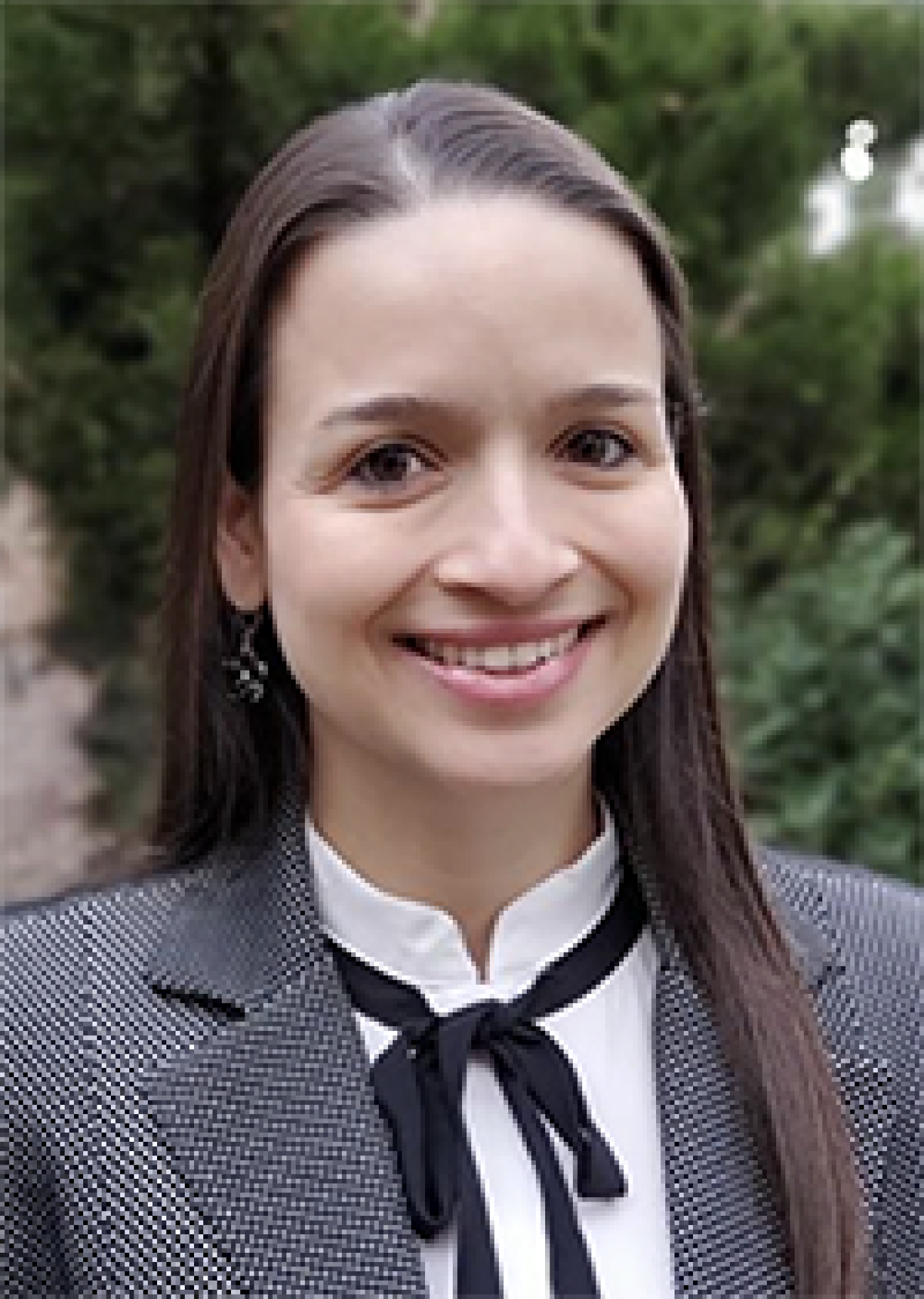Gloria Urrea