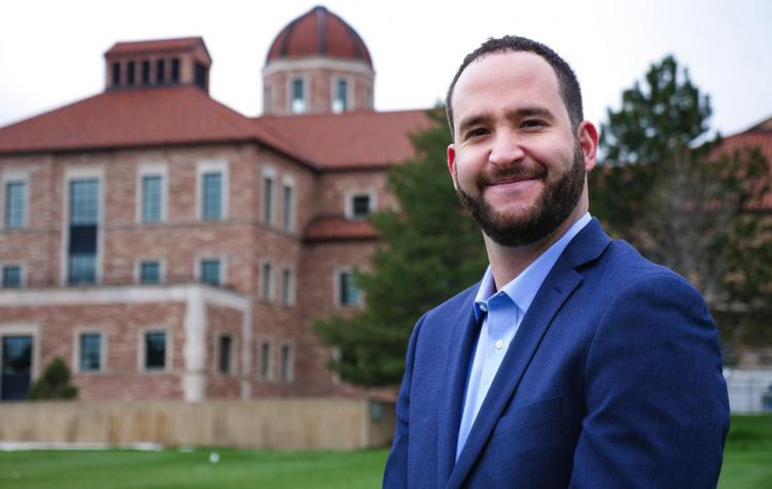 Graduate program alumni Carlos Pena