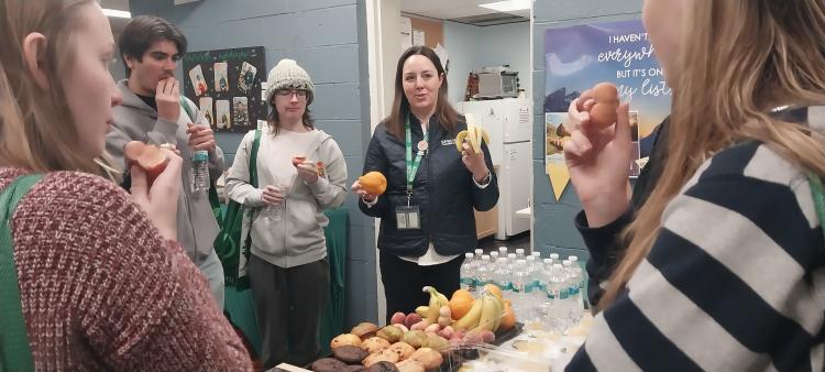 Leeds alumna Chelsea Walters (Mktg’10) at Sprouts