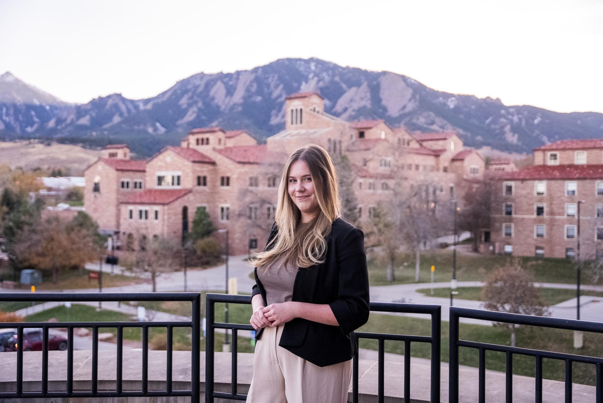 Sydney Strecker (Fin'24) at Leeds