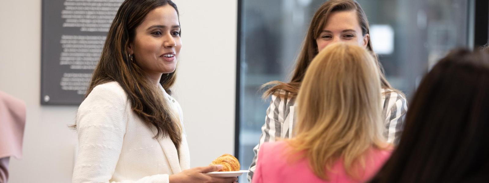 Women networking at Women's Connection Event