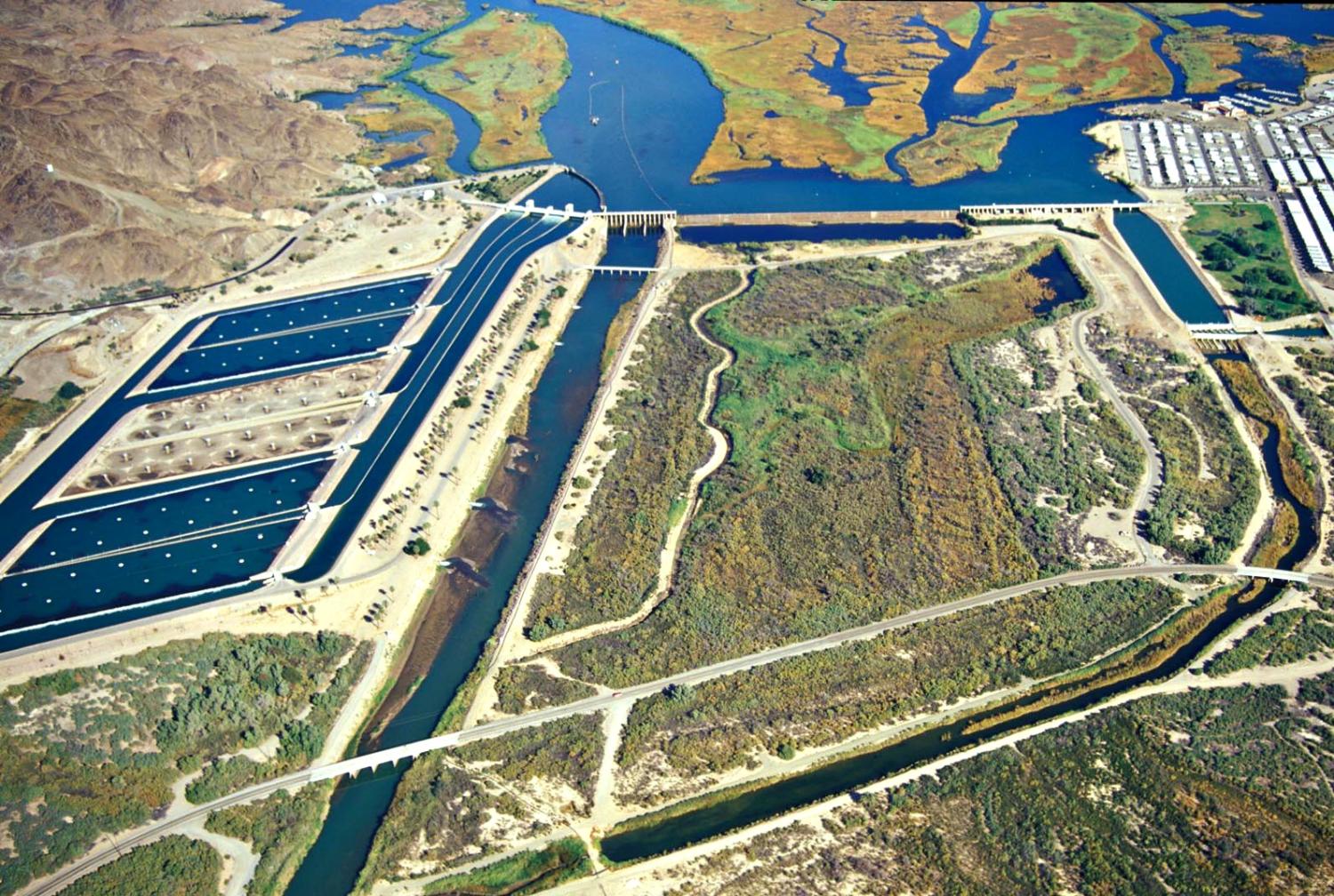 Bureau of Reclamation Imperial Dam, desilting plant and canals