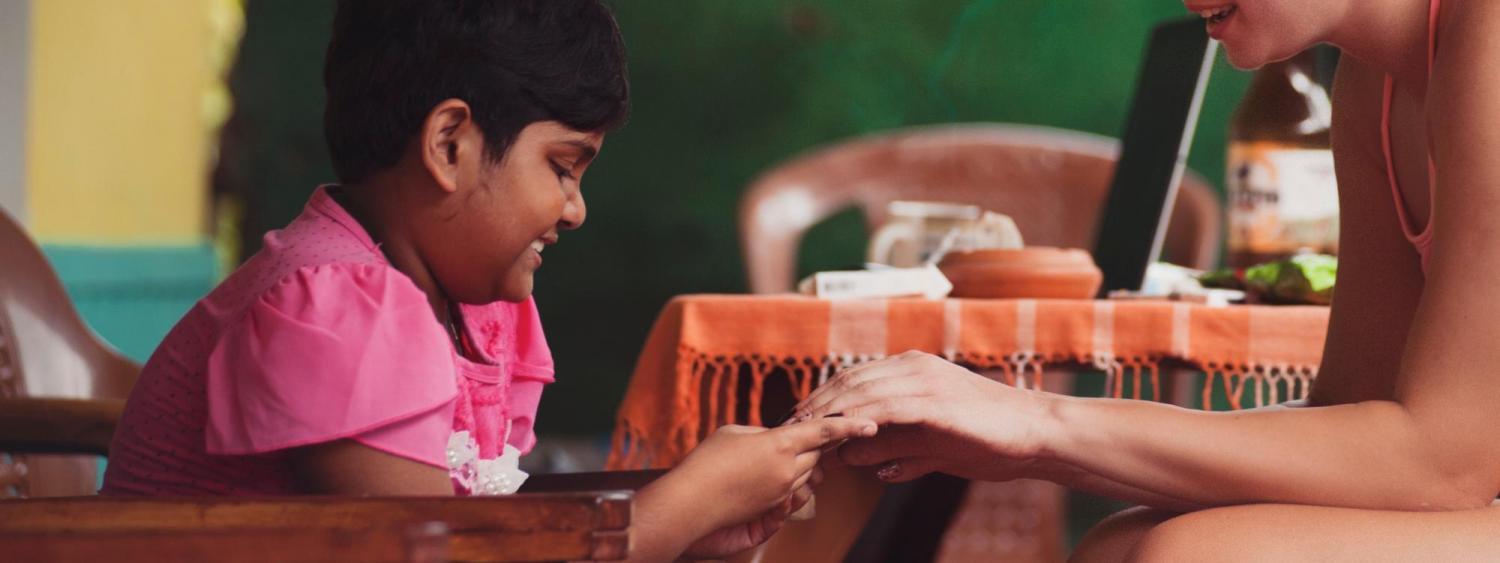 volunteer abroad